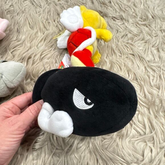 Nintendo Mario plushie bundle - Picture 3 of 7